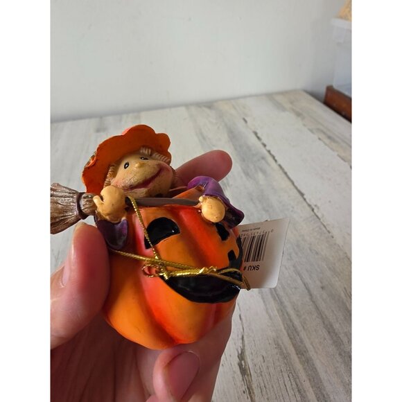 Vintage pumpkin bobblehead witch Dracula village Jack O'Lantern Halloween decor - Picture 11 of 11